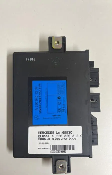 Platine fusible av Mercedes-benz CLASSE S (W220) S 320 cdi (220.025, 220.125) (2002-2005) occasion