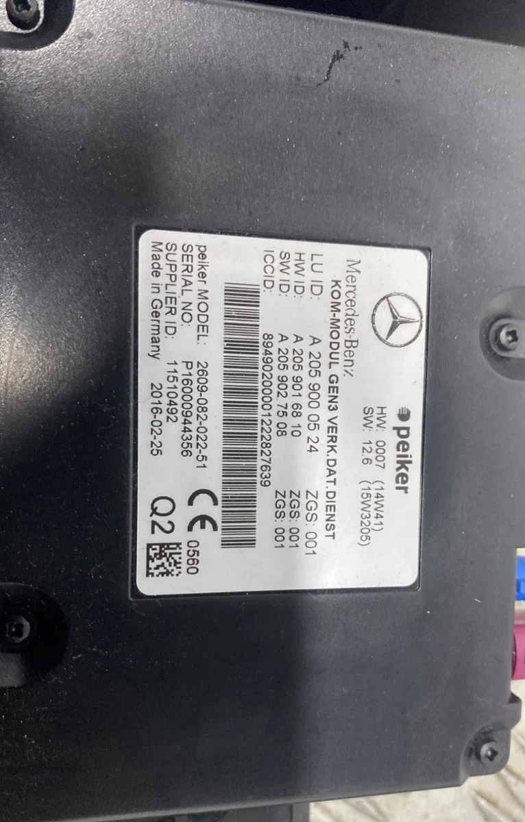 Platine fusible av MERCEDES CLASSE C 205 PHASE 1 COUPE occasion