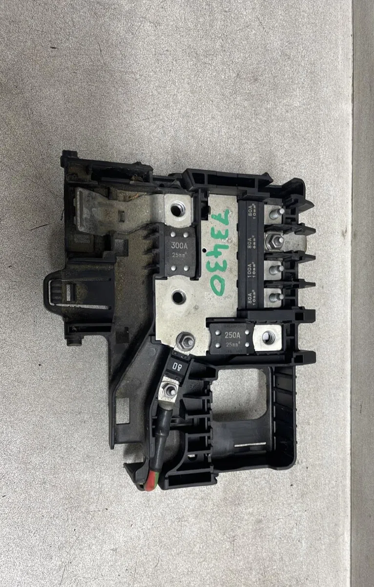 Platine fusible av Opel CORSA E (X15) 1.2 (08, 68) (2014) occasion