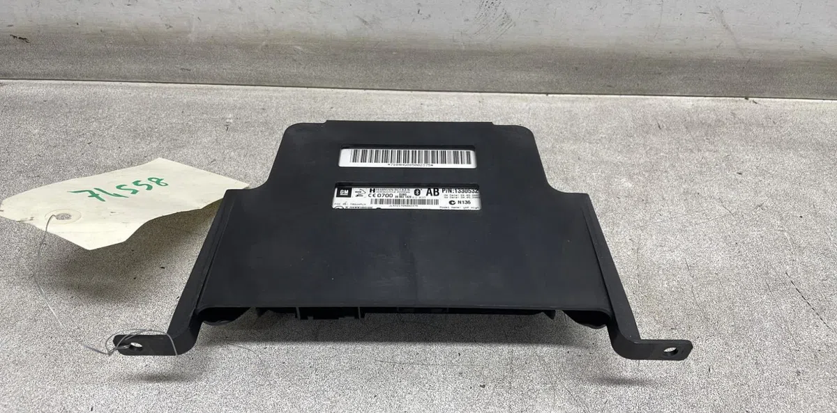 Platine fusible av Opel INSIGNIA A (G09) 2.8 v6 turbo 4x4 (68) (2008-2017) occasion