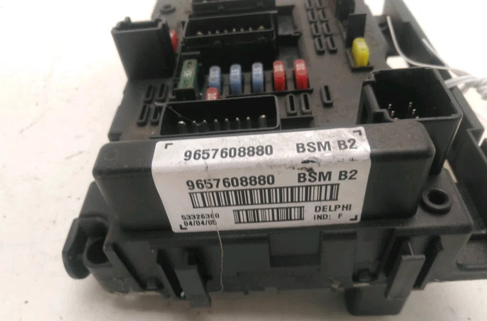 Platine fusible av Peugeot 206 3-5 portes (2A-C) 1.1 i (1998-2007) occasion