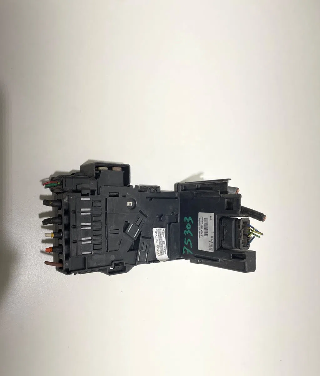 Platine fusible av Peugeot 5008 (0U_, 0E_) 1.6 hdi (2010-2017) occasion