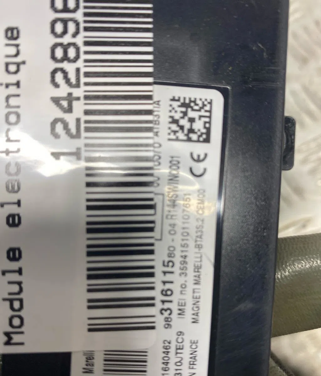 Platine fusible av PEUGEOT 5008 2 PHASE 1 occasion