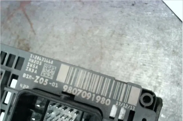 Platine fusible av Peugeot 508 I (8D_) 1.6 hdi (2010-2018) occasion
