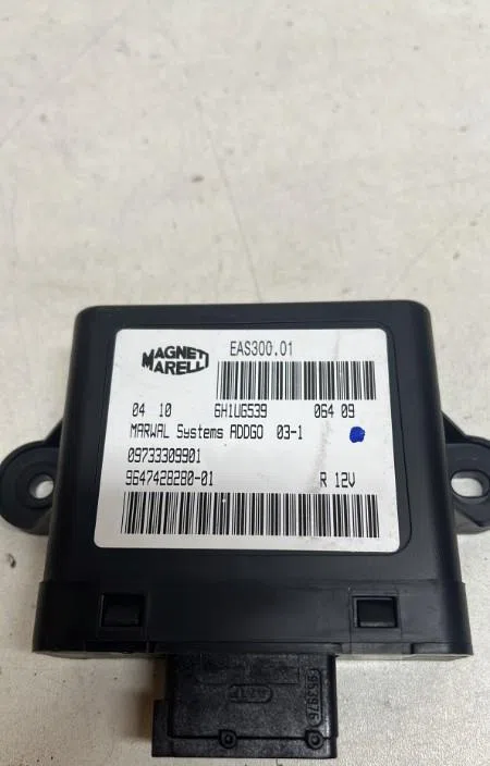 Platine fusible av Peugeot 607 (9D, 9U) 2.0 hdi (2005-2011) occasion