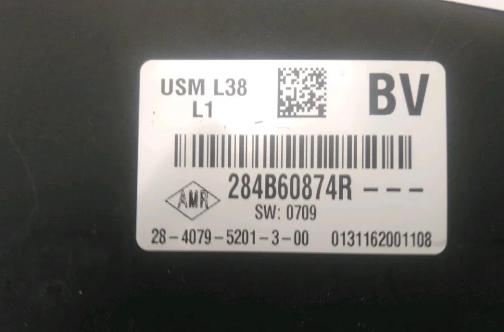 Platine fusible av Renault FLUENCE (L3_) 1.5 dci (l30d, l30l, l306, l33f, l33l, l33m, l33v, l33w) (2010) occasion