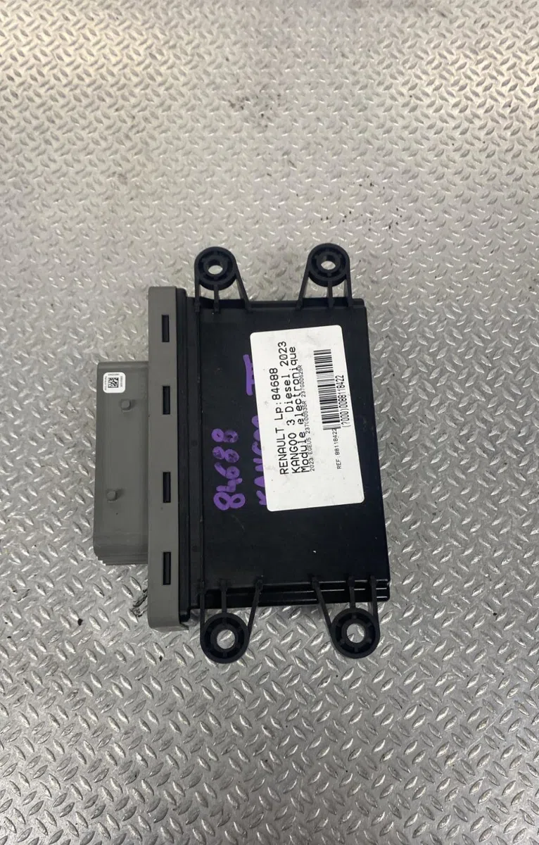 Platine fusible av RENAULT KANGOO 3 occasion