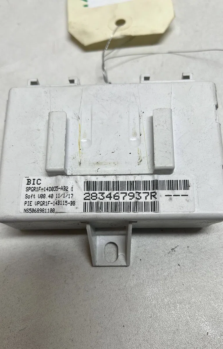 Platine fusible av Renault KANGOO - GRAND KANGOO II (KW0-1_) 1.2 tce 115 (kw02, kw14) (2013) occasion