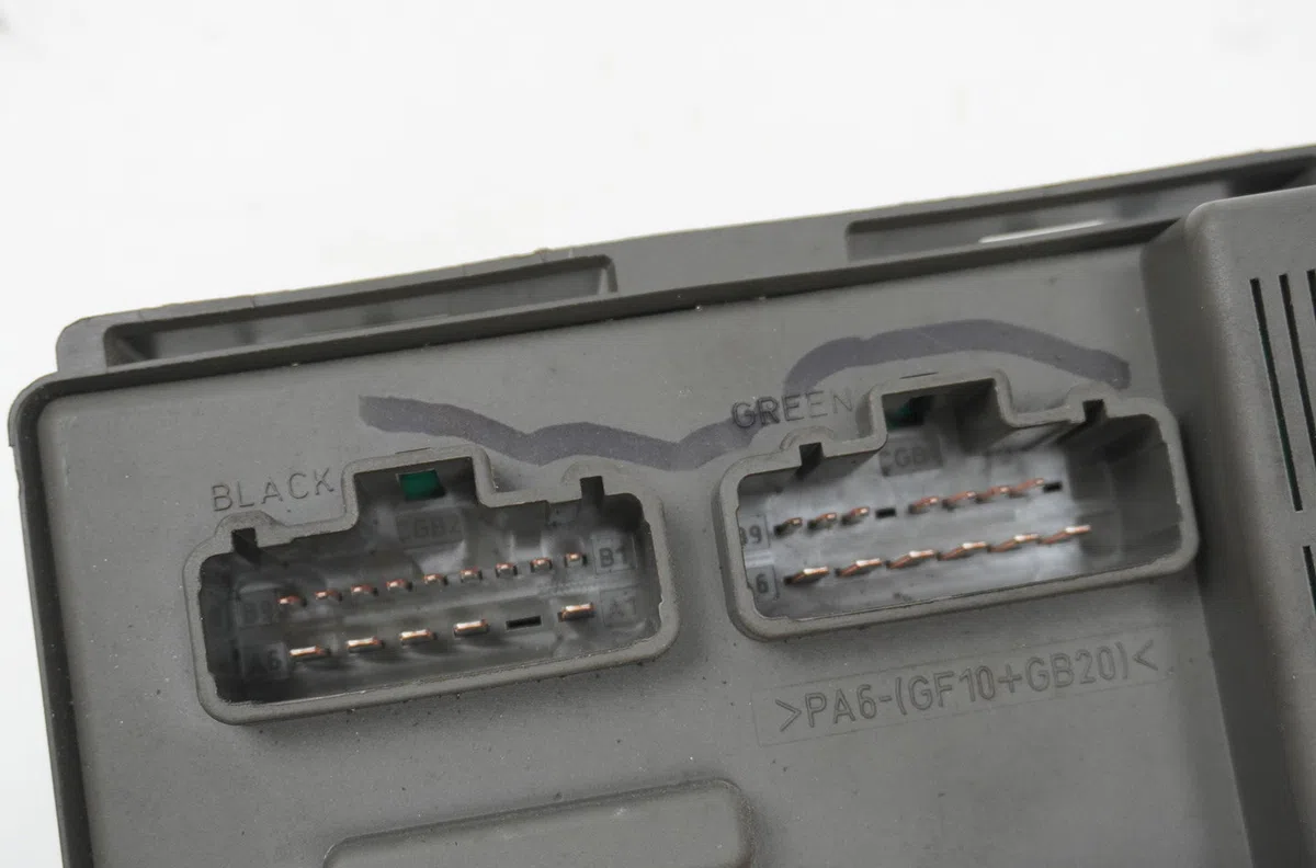 Platine fusible av Renault LAGUNA II Grandtour (KG0-1_) 2.2 dci (kg0f) (2001-2006) occasion