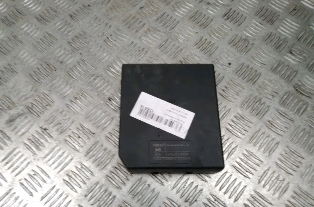 Platine fusible av Renault LAGUNA III Grandtour (KT0-1) 2.0 dci (kt07, kt0j, kt14, kt1a, kt1s) (2007-2015) occasion