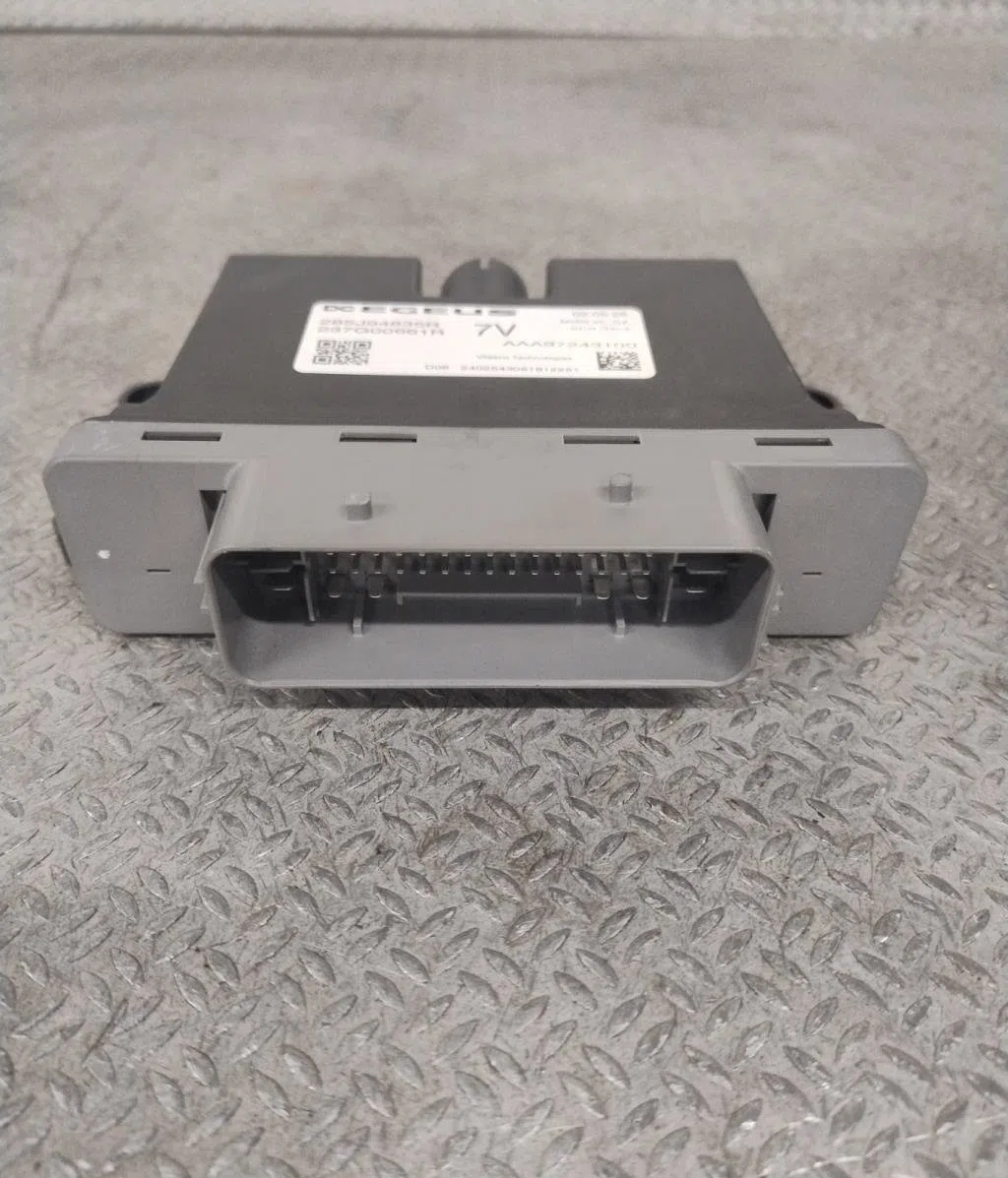 Platine fusible av RENAULT MASTER 4  MASTER 4 occasion