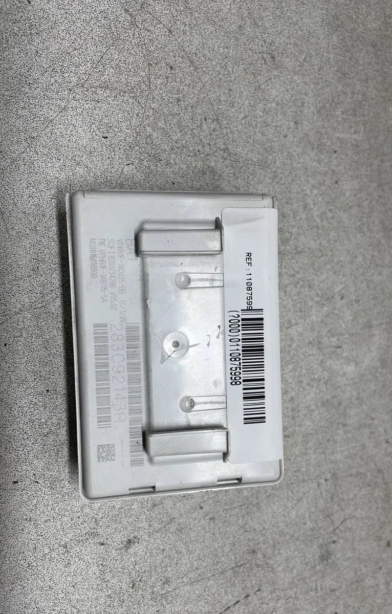 Platine fusible av Renault MASTER III Camionnette (FV) 2.3 dci 135 fwd (fv0n, fv08) (2014) occasion
