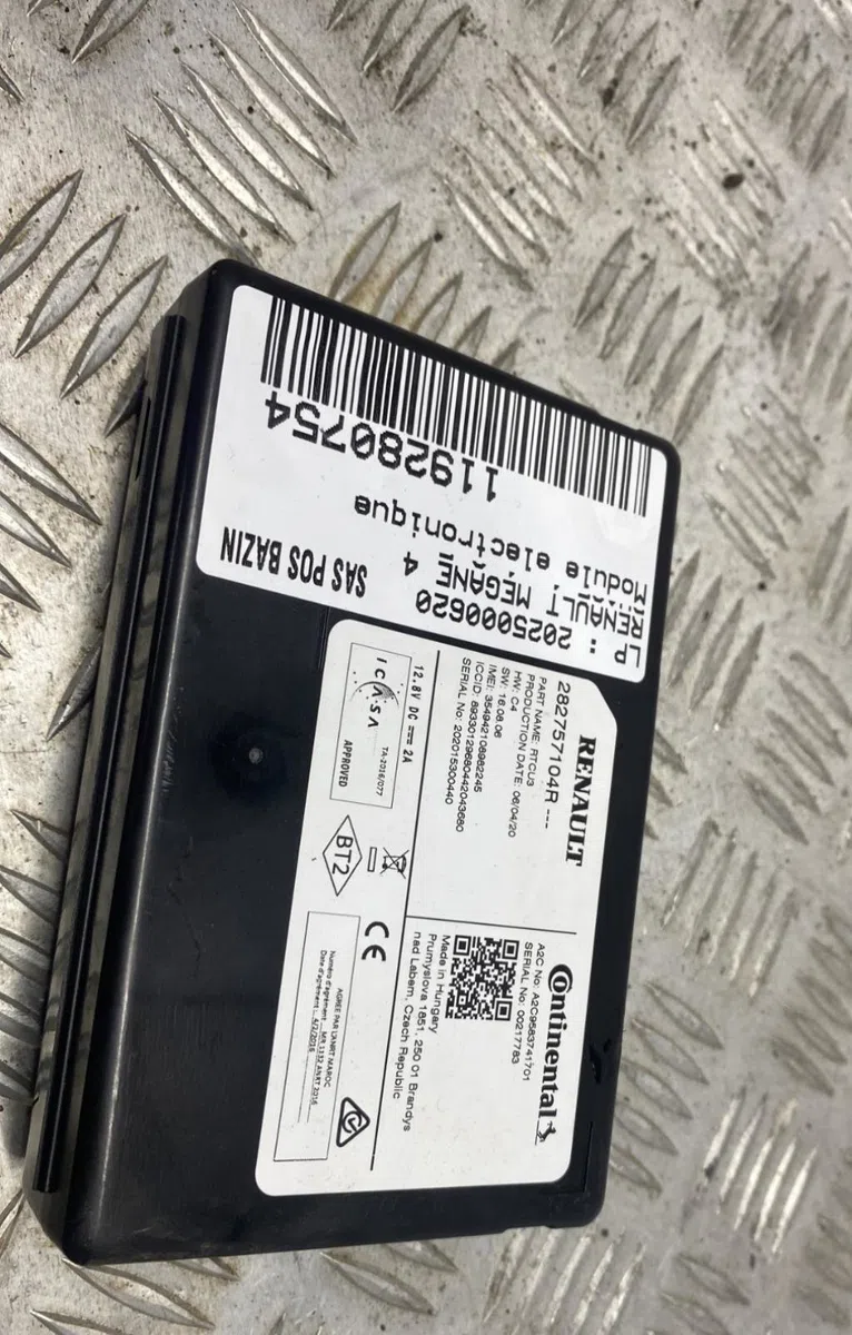 Platine fusible av RENAULT MEGANE 4 PHASE 1 occasion