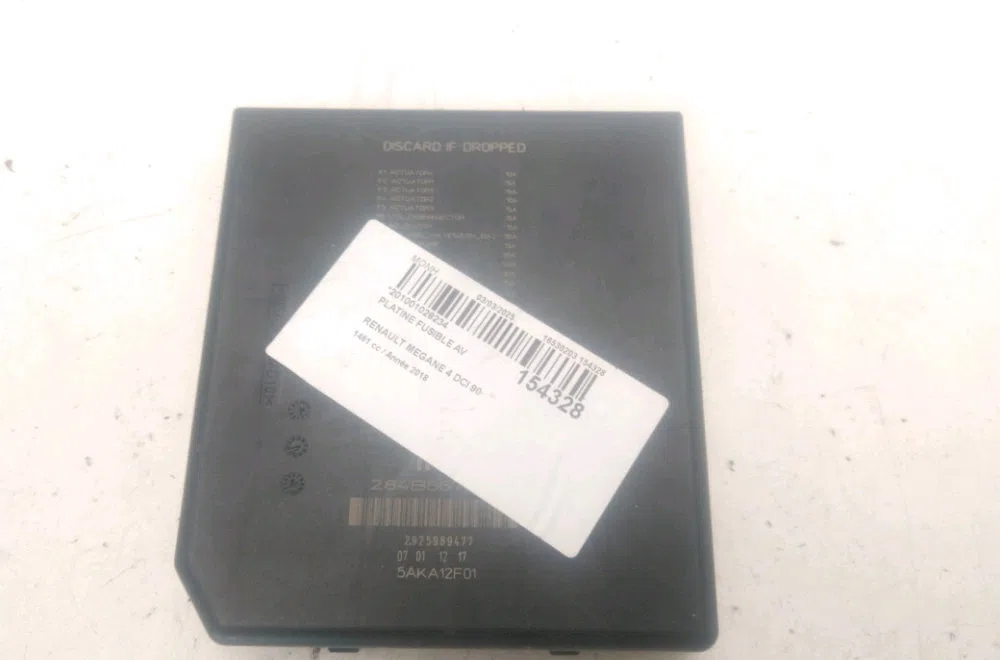 Platine fusible av Renault MEGANE IV Estate (K9A-M-N_) 1.5 dci 90 (2016) occasion