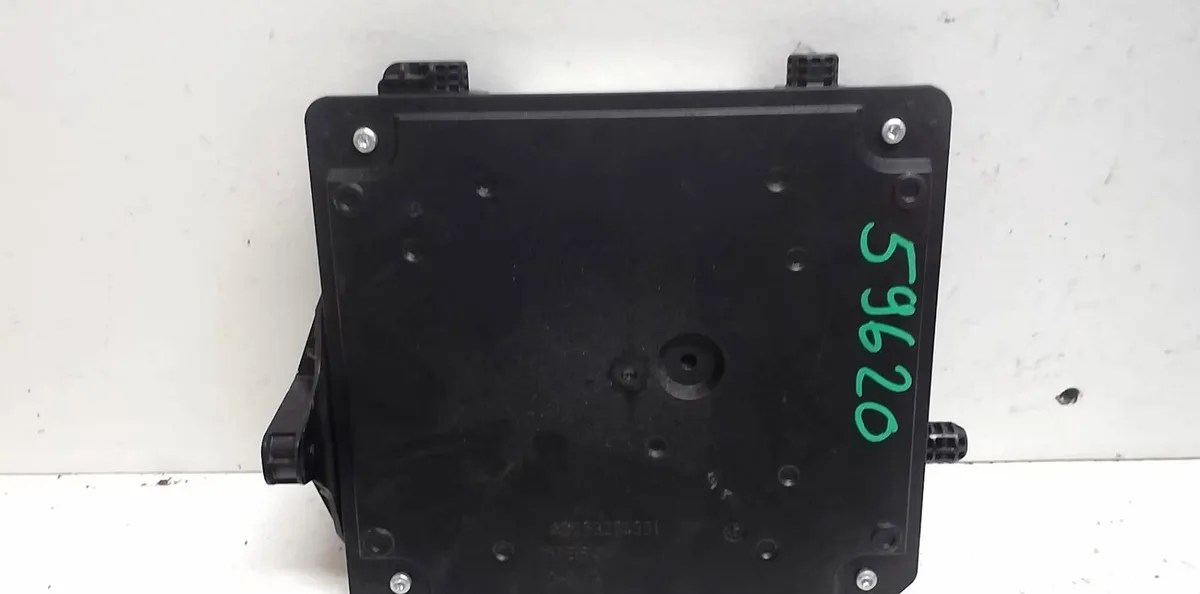 Platine fusible av Renault SCÉNIC III (JZ0-1_) 1.5 dci (2009) 5 portes occasion