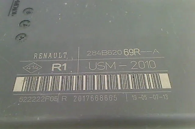 Platine fusible av Renault SCÉNIC III (JZ0-1_) 1.5 dci (2009) 5 portes occasion