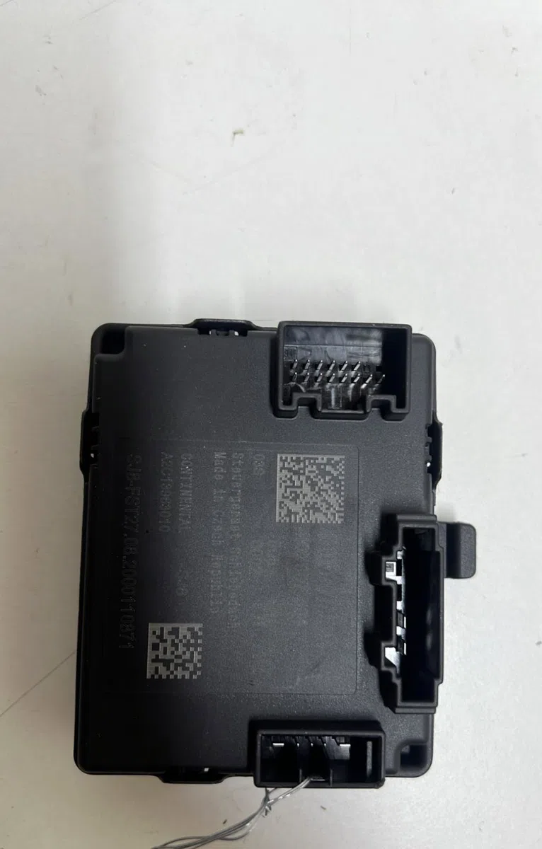 Platine fusible av Volkswagen POLO VI (AW1, BZ1, AE1) 1.0 tsi (2017) occasion