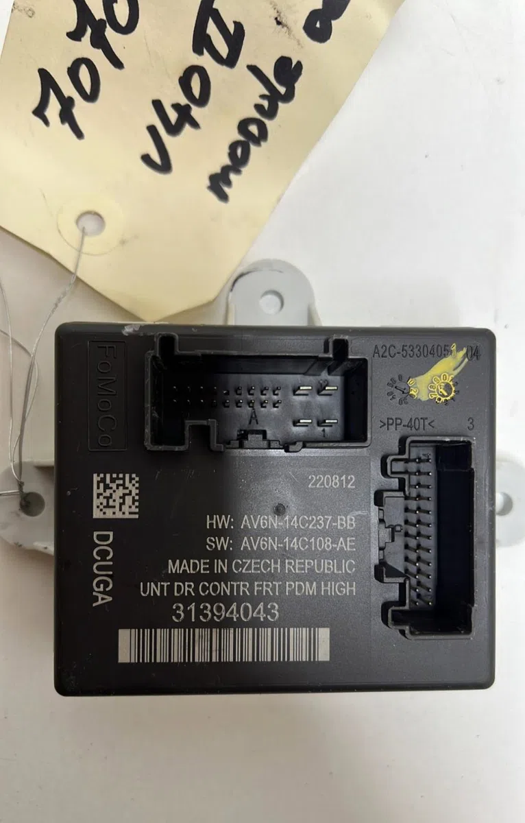 Platine fusible av Volvo V40 3-5 portes (525) D3 (2012-2015) occasion