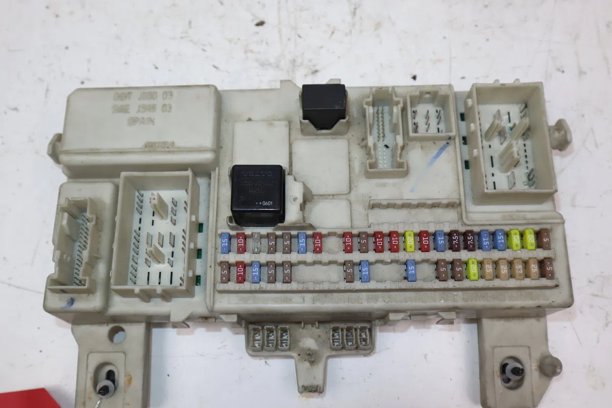 Platine fusible av Volvo V50 (545) 2.0 d (2004-2010) occasion