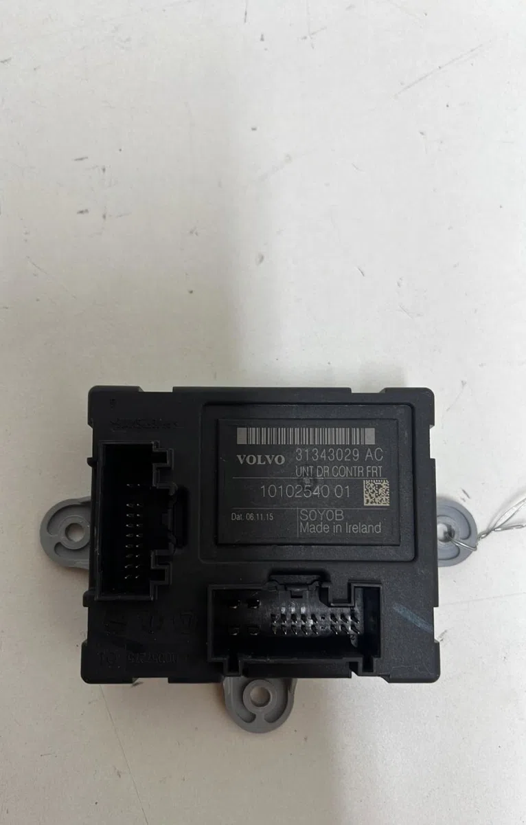 Platine fusible av Volvo V70 III (135) D4 (2013-2016) occasion