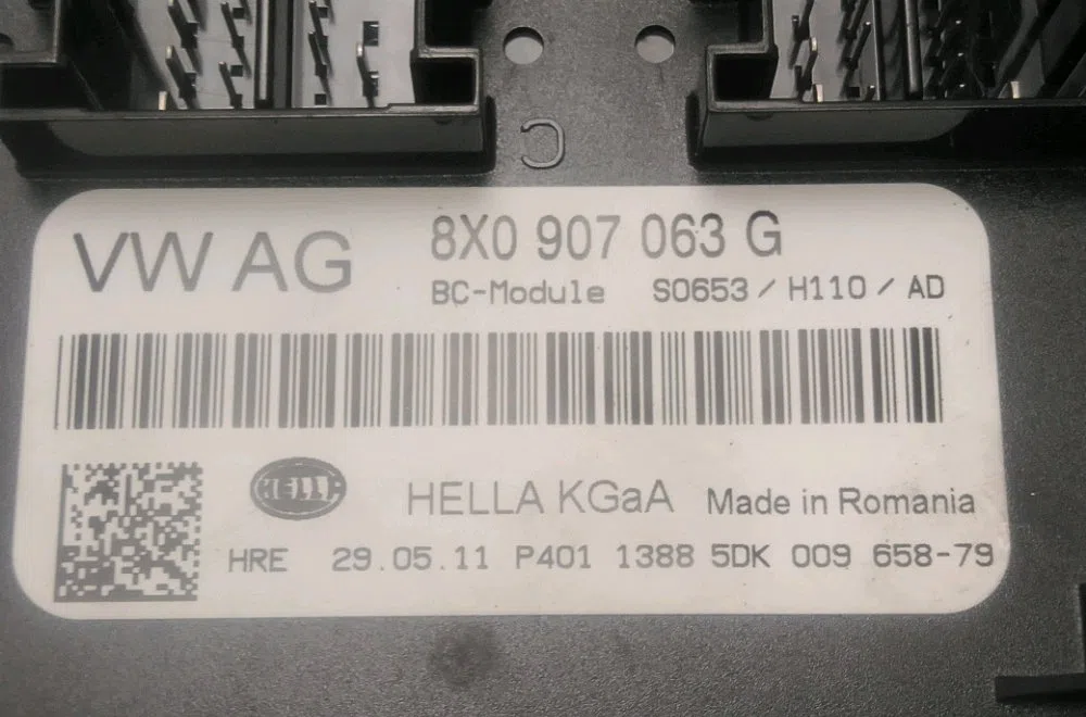 Platine fusible habitacle Audi A1 (8X1, 8XK) 1.2 tfsi (2010-2015) occasion