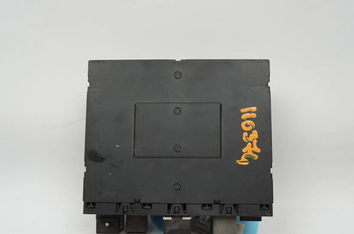 Platine fusible habitacle Audi A3 (8P1) 2.0 tdi 16v (2003-2012) 3 portes occasion