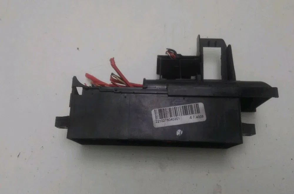 Platine fusible habitacle Audi Q3 (8UB, 8UG) 2.0 tdi (2011-2018) occasion