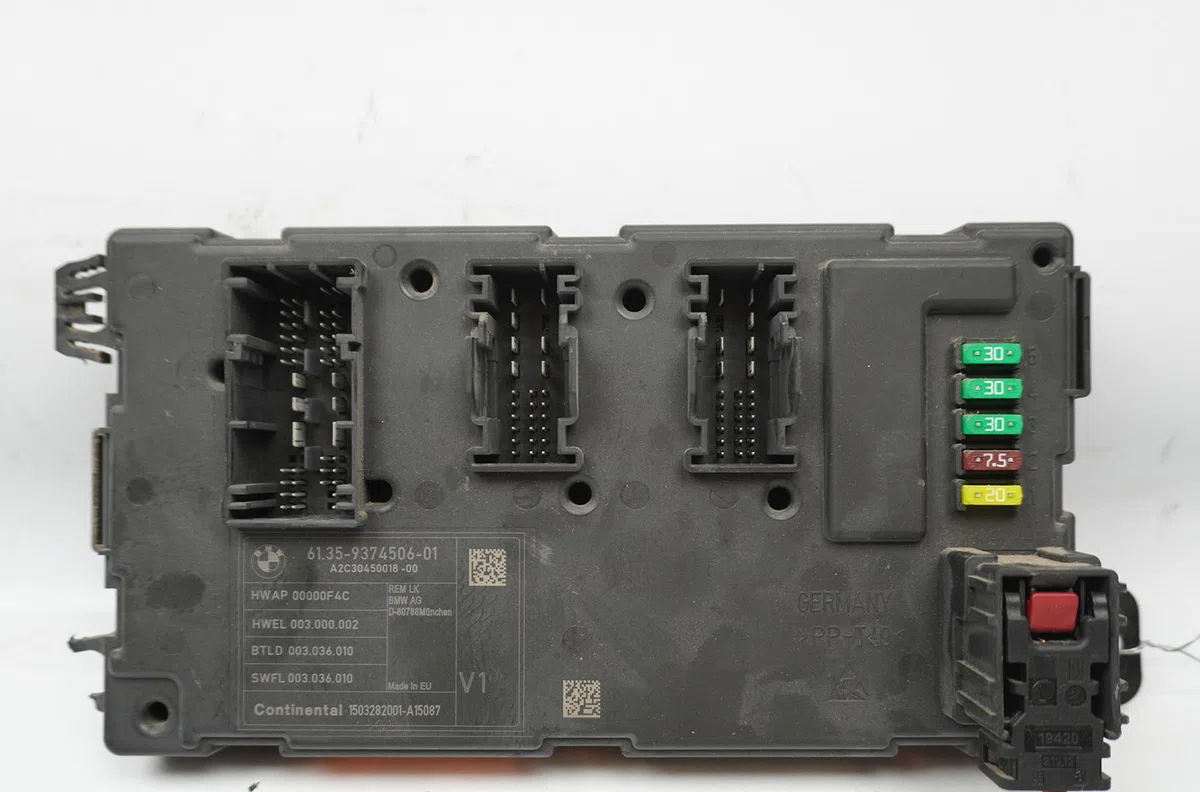 Platine fusible habitacle B.M.W. SERIE 3 VI  2.0D 136ch occasion