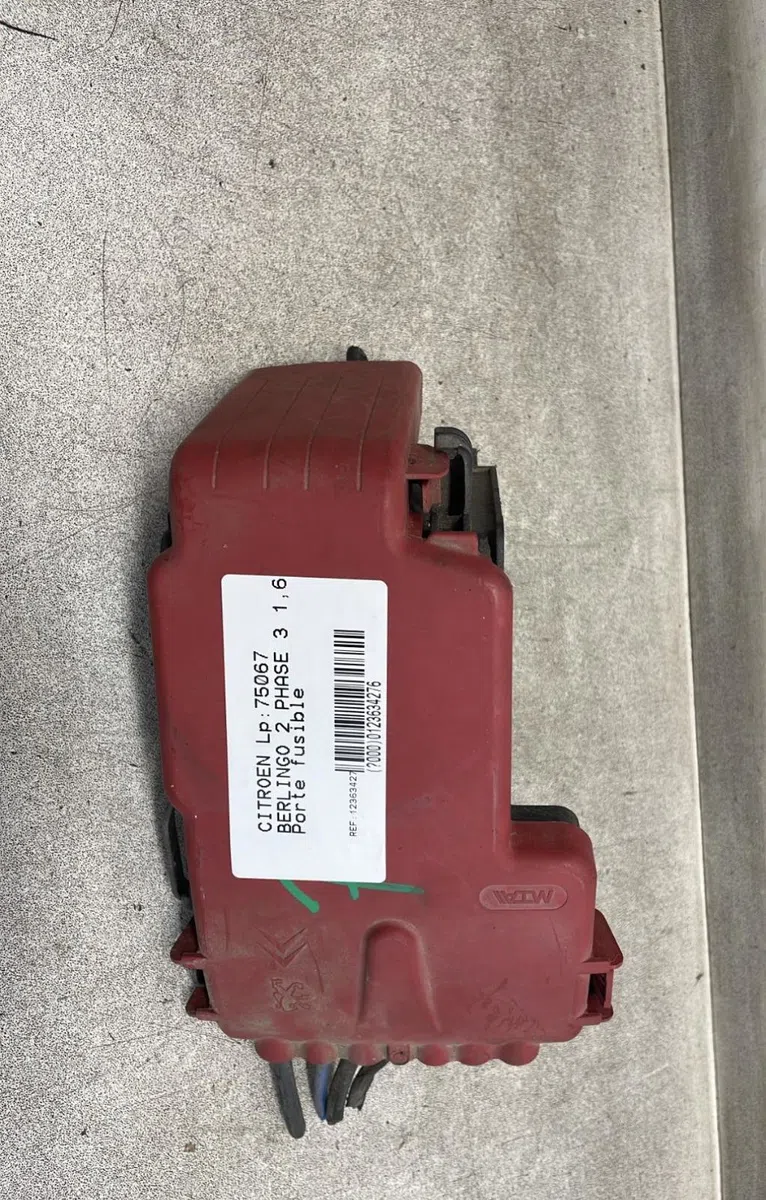 Platine fusible habitacle Citroen BERLINGO Camionnette-Monospace (B9) 1.6 hdi - bluehdi 75 (2010) 4 portes occasion