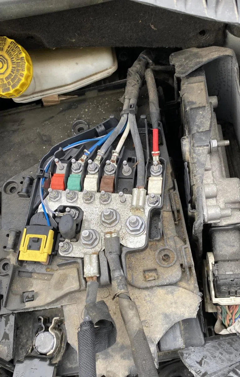 Platine fusible habitacle CITROEN C3 2 PHASE 2 occasion
