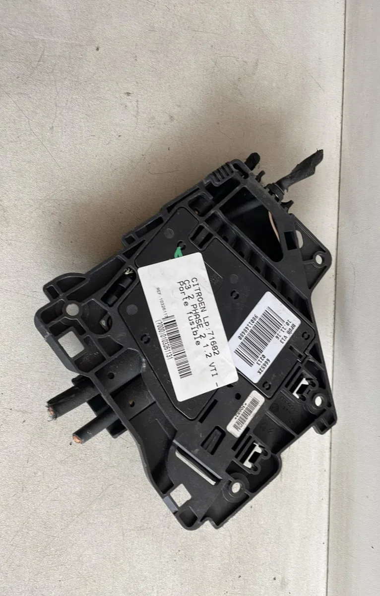 Platine fusible habitacle Citroen C3 II (SC_) 1.2 vti 82 (2012-2016) 5 portes occasion
