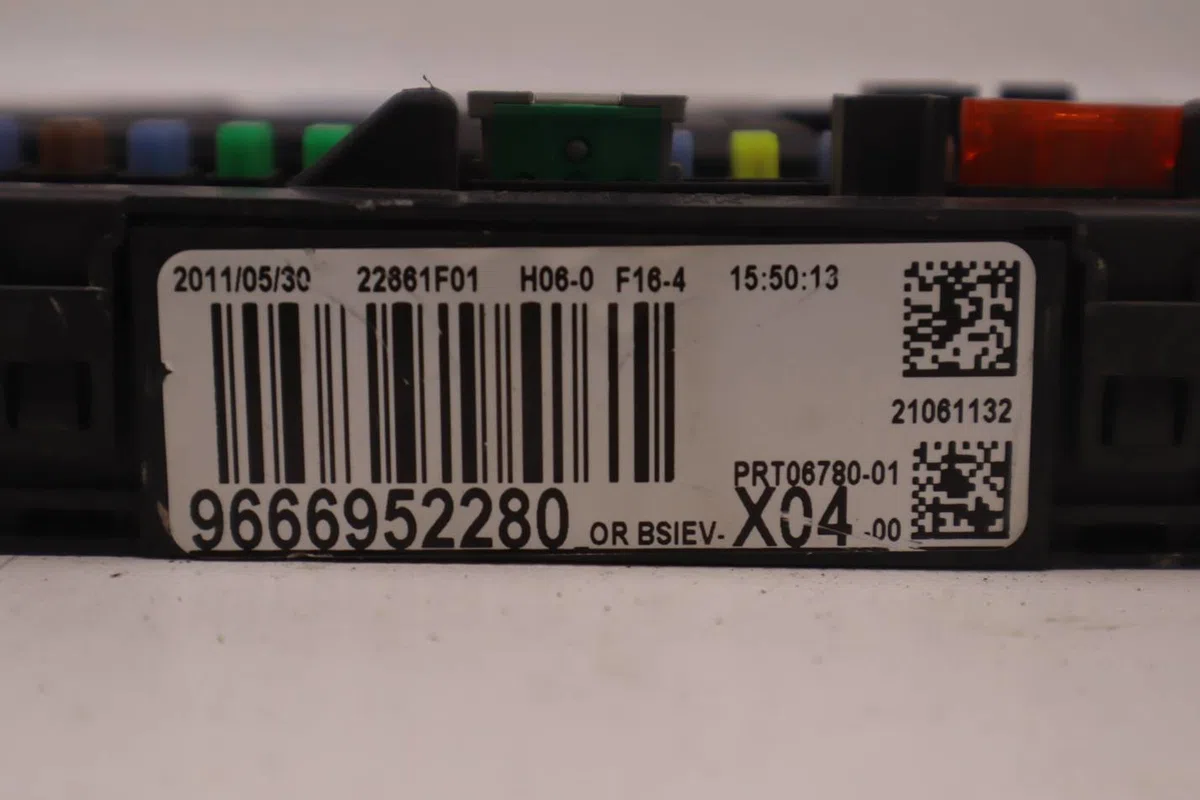 Platine fusible habitacle Citroën C3 II (SC_) 1.4 hdi 70 (sc8hzc, sc8hr0, sc8hp4) (2009) 5 portes occasion