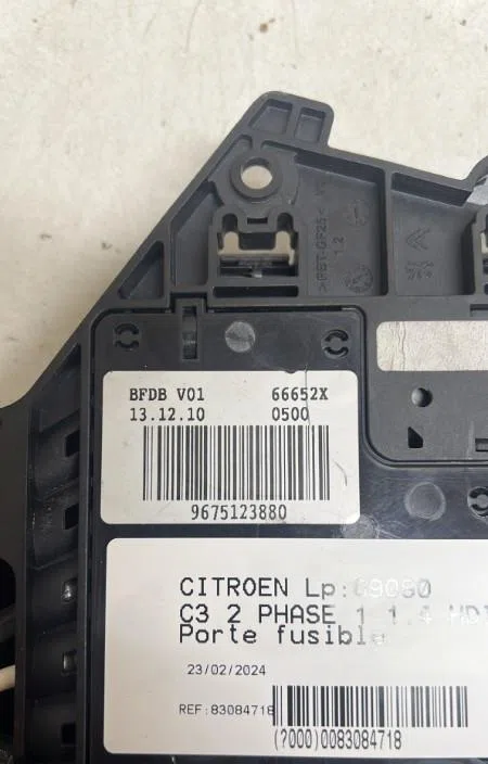 Platine fusible habitacle Citroen C3 II (SC_) 1.4 hdi 70 (sc8hzc, sc8hr0, sc8hp4) (2009) 5 portes occasion