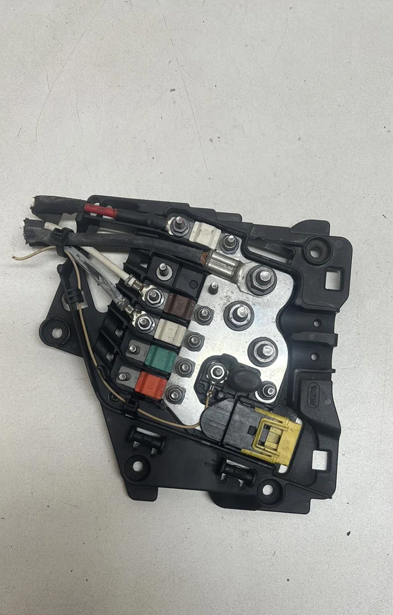 Platine fusible habitacle Citroen C3 II (SC_) 1.4 hdi 70 (sc8hzc, sc8hr0, sc8hp4) (2009) 5 portes occasion