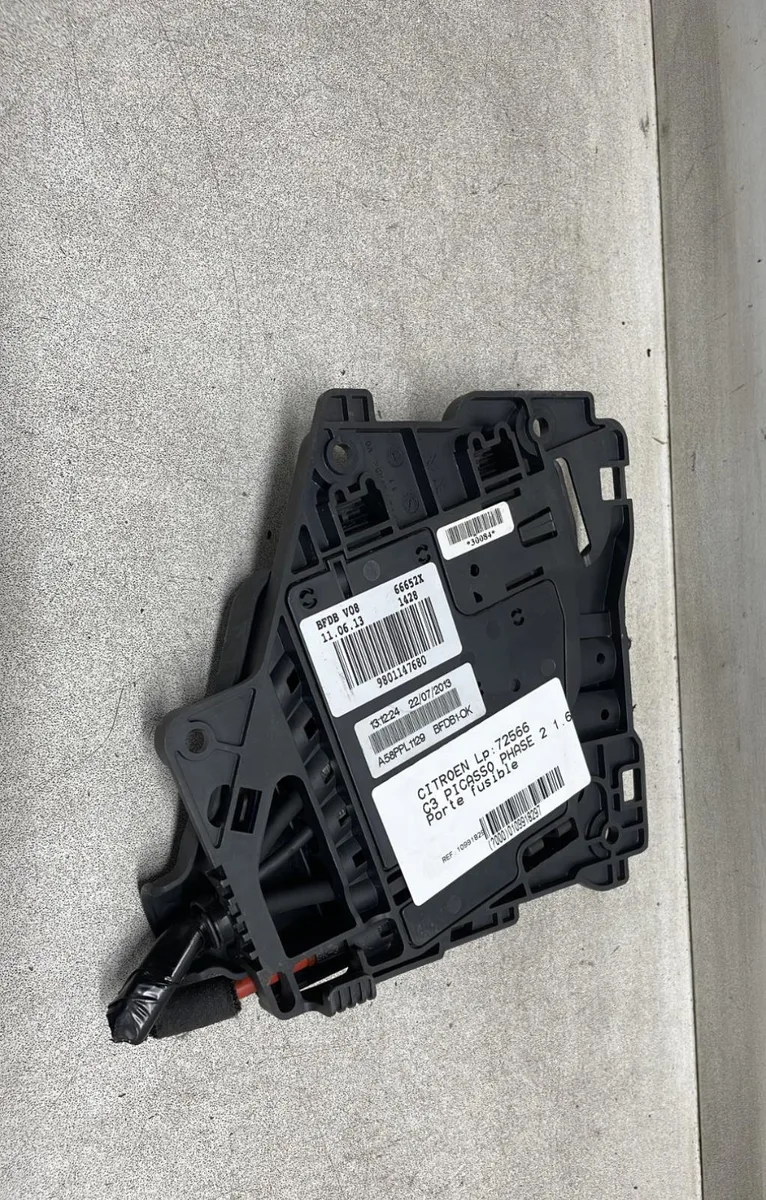 Platine fusible habitacle Citroen C3 PICASSO (SH_) 1.6 hdi 90 (2010) 5 portes occasion