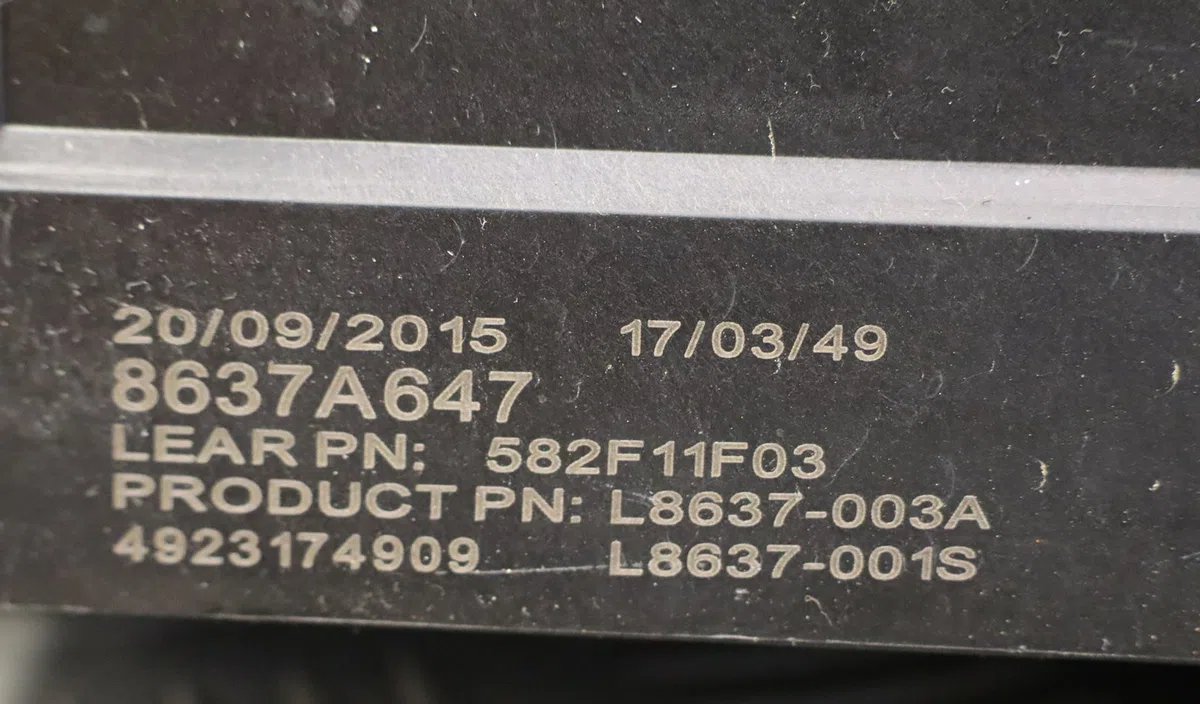 Platine fusible habitacle Citroen C4 AIRCROSS 1.6 hdi 115 (2012) occasion