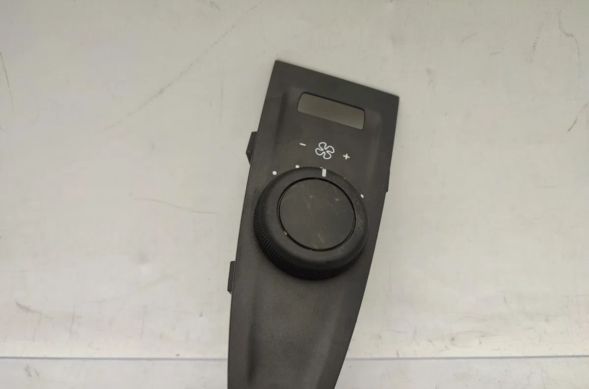 Platine fusible habitacle CITROEN C4 PICASSO 2 PHASE 2 occasion