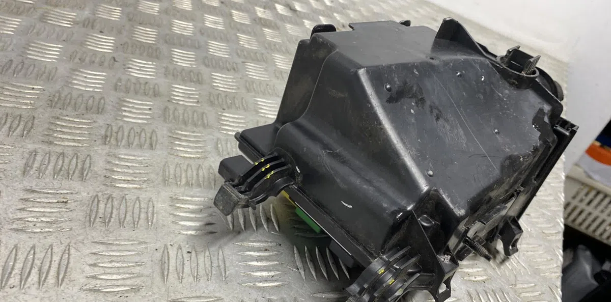 Platine fusible habitacle CITROEN C4 PICASSO 2 PHASE 2 occasion