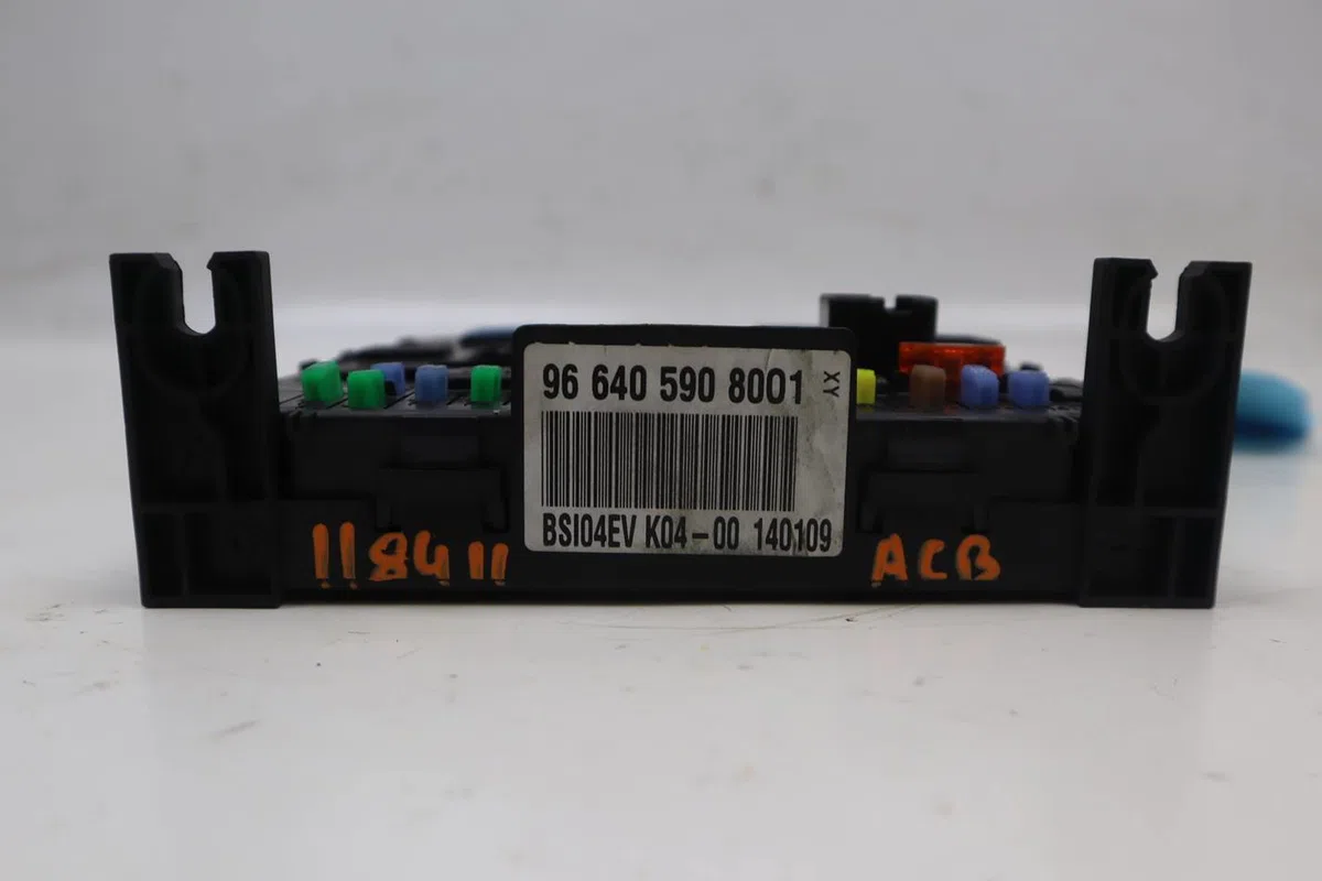 Platine fusible habitacle Citroën C4 PICASSO I Monospace (UD_) 1.6 hdi (2007-2013) 5 portes occasion