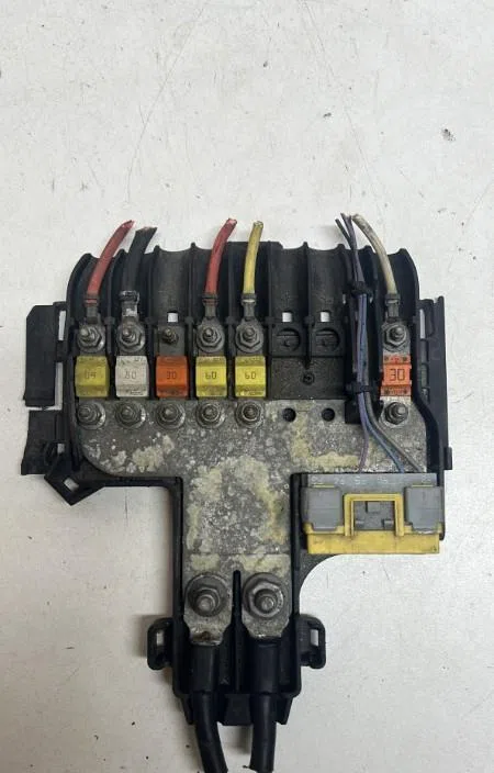 Platine fusible habitacle Citroen C4 PICASSO I Monospace (UD_) 1.8 i 16v (2007-2011) occasion