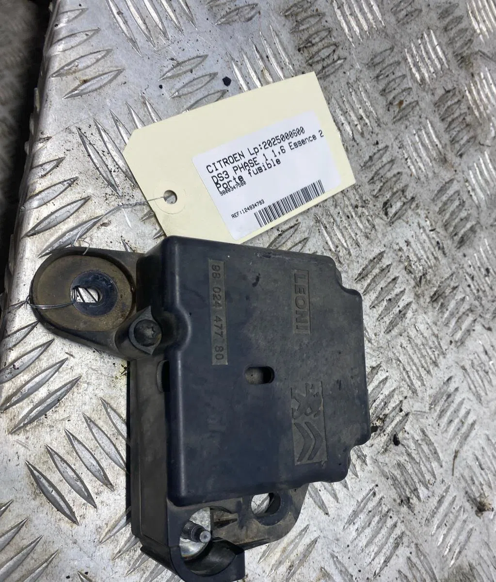 Platine fusible habitacle CITROEN DS3 PHASE 1 occasion