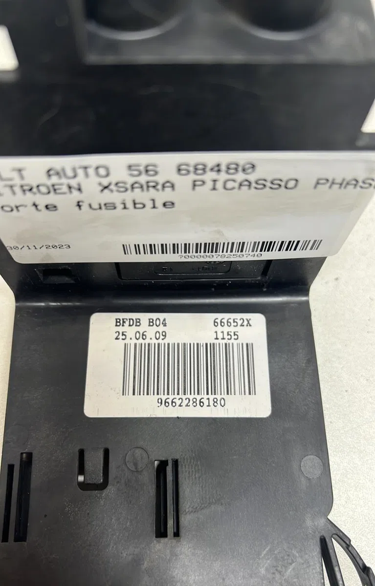 Platine fusible habitacle Citroen XSARA PICASSO (N68) 2.0 hdi (1999-2011) 5 portes occasion