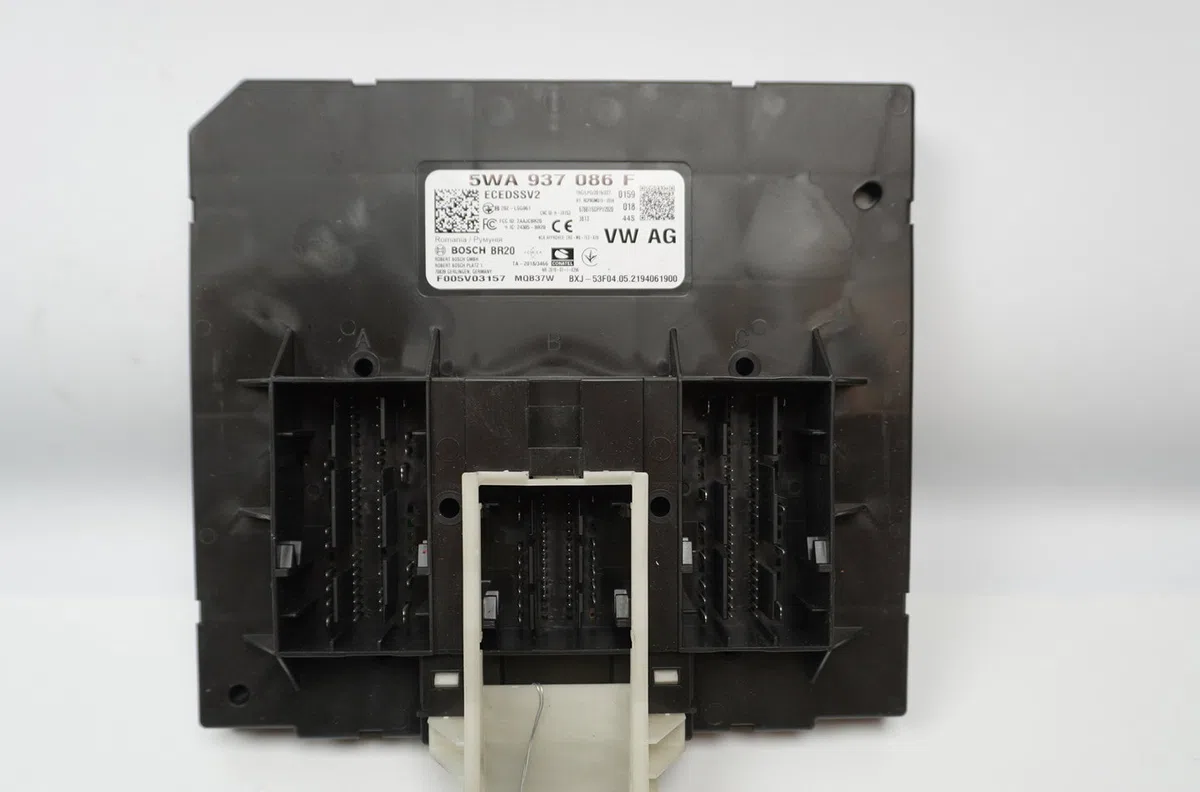 Platine fusible habitacle Cupra LEON (KL1) 1.4 e-hybrid (2020) occasion