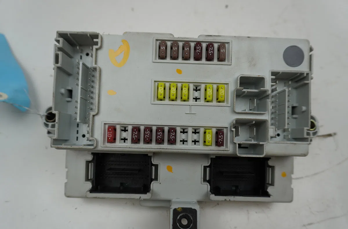 Platine fusible habitacle Fiat 500L (351_, 352_) 1.6 d multijet (199lye1b) (2013) occasion