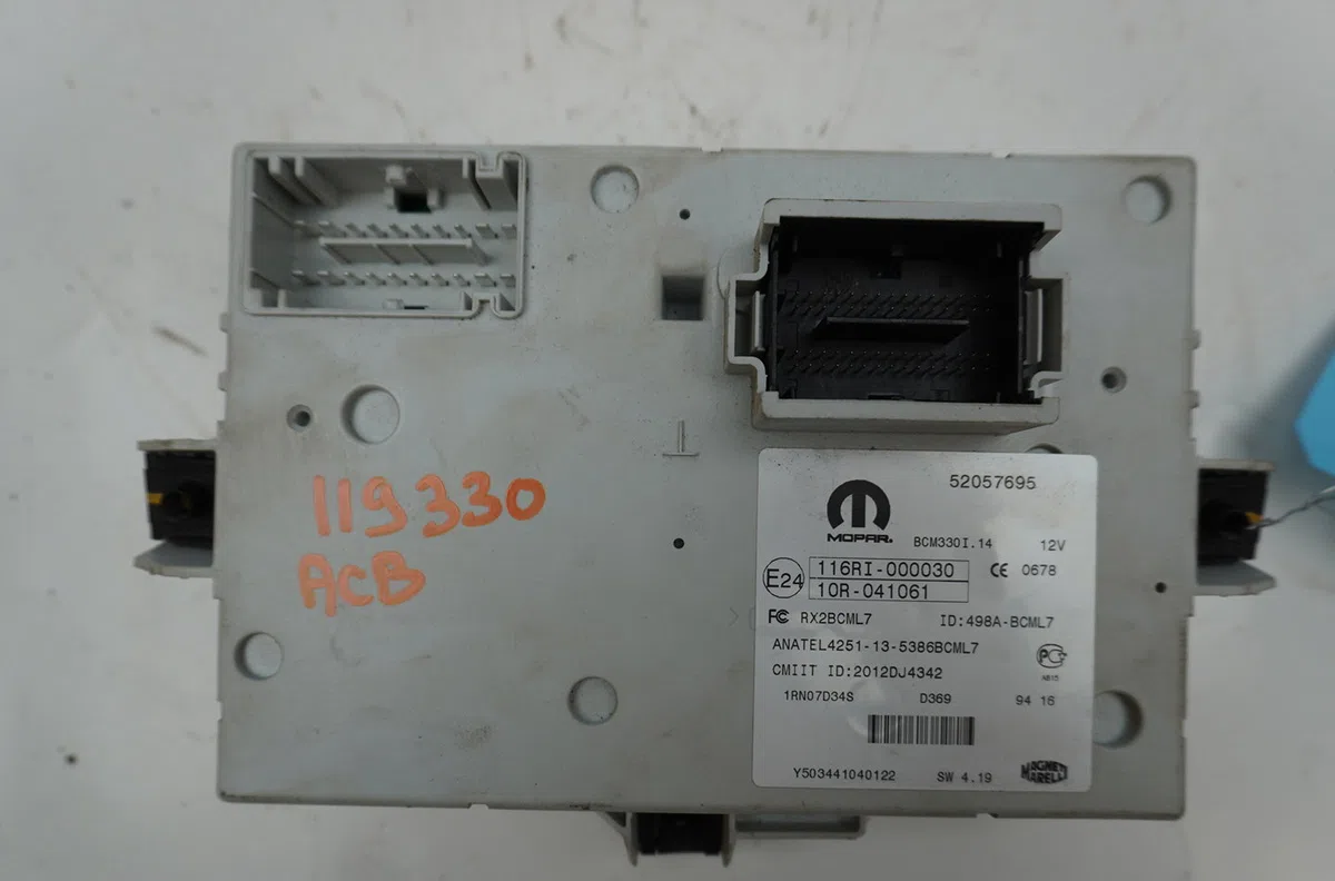 Platine fusible habitacle Fiat 500L (351_, 352_) 1.6 d multijet (199lye1b) (2013) occasion