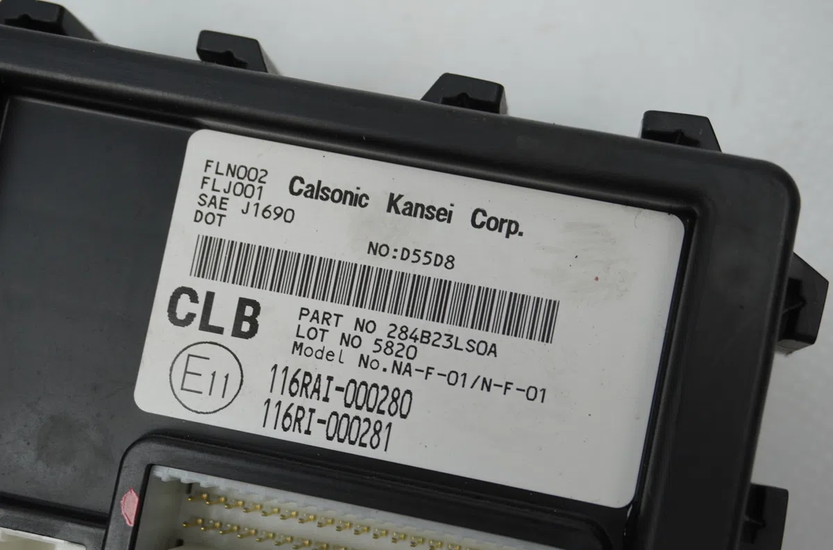 Platine fusible habitacle NISSAN NV200  1.5 DCI 90ch occasion