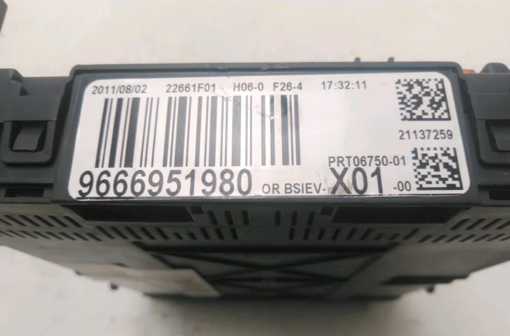 Platine fusible habitacle Peugeot 207 CC (WD_) 1.6 16v (2007-2013) occasion