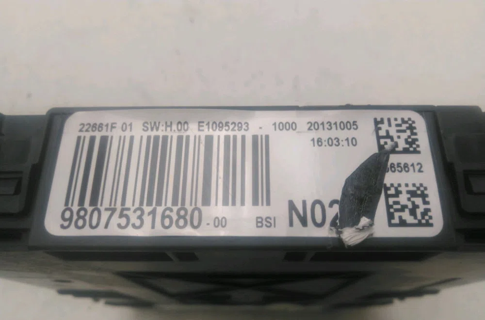 Platine fusible habitacle Peugeot 208 I (CA_, CC_) 1.4 hdi (2012) 3 portes occasion