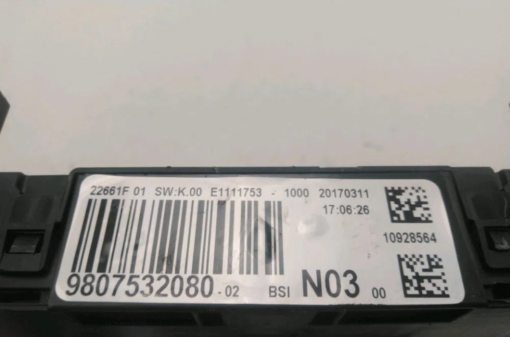Platine fusible habitacle Peugeot 208 I (CA_, CC_) 1.6 bluehdi 100 (2015) 5 portes occasion