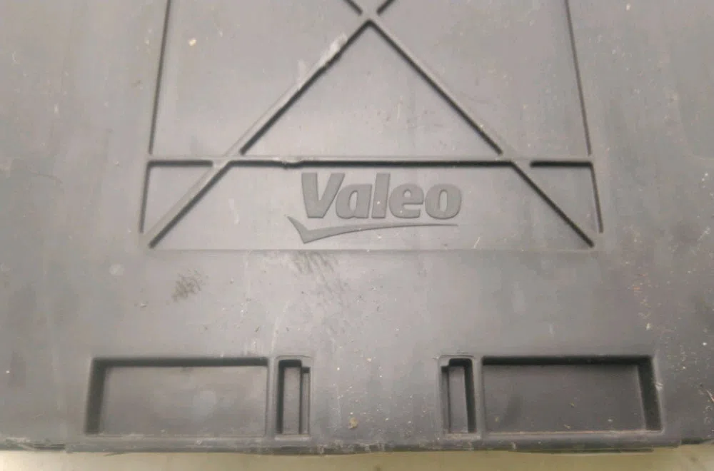 Platine fusible habitacle Peugeot 208 I (CA_, CC_) 1.6 bluehdi 120 (2013) occasion
